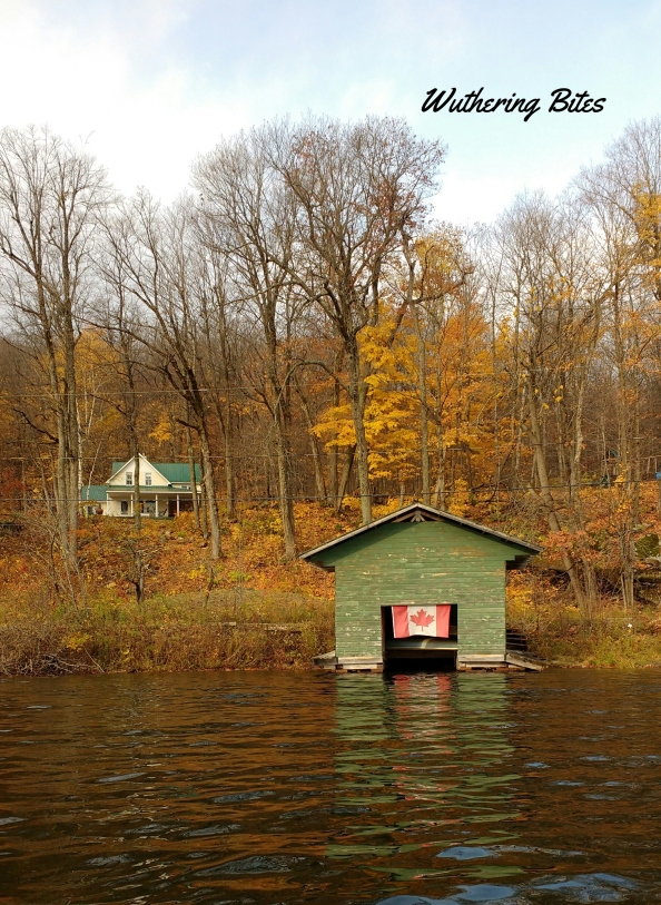 Meech_Lake_Boathouse